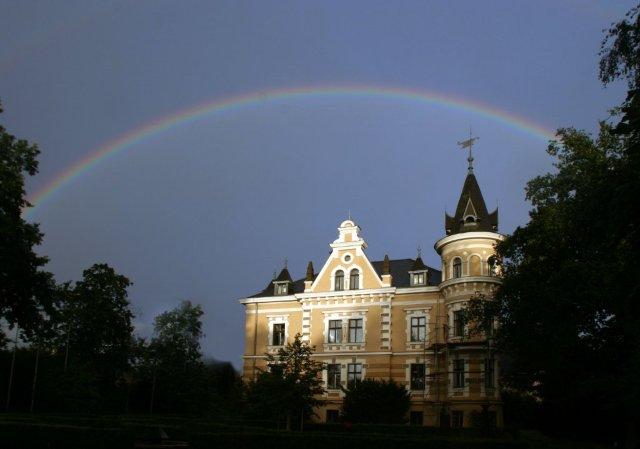 Villa Kebbel mit Regenbogen ©Gerhard Götz